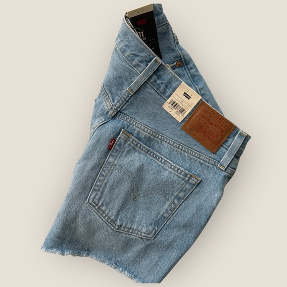 Levi’s | 501 High Rise Distressed Denim Shorts | Size 28 NWT - Picture 4 of 8